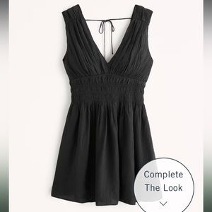 NWT Abercrombie smocked plunge crinkle dress